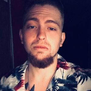 Meet your Posher, Cody